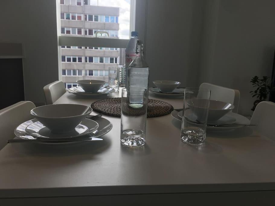 Grand Serviced Apartment***** Croydon Exterior photo